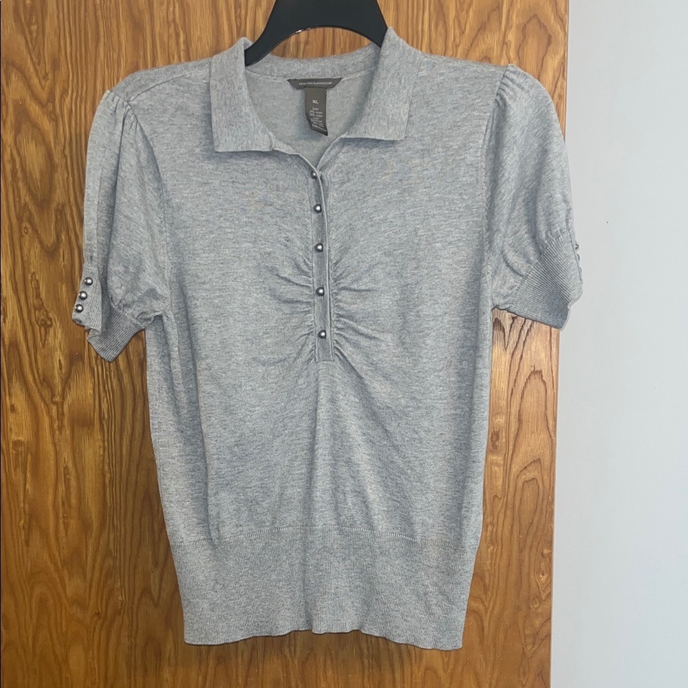 Hillard & Hanson Gray Blouse with Button Accents